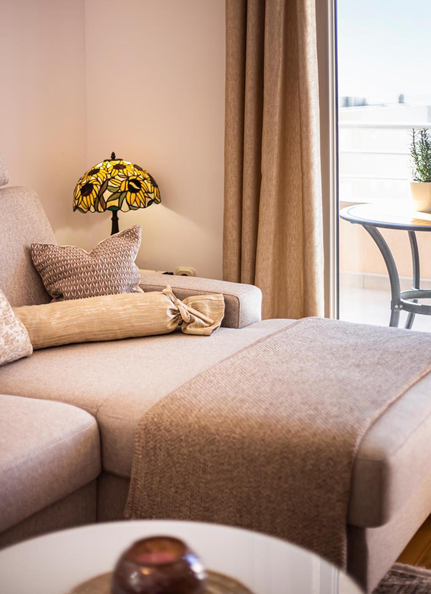 Apartment Anita With Amazing Sea View マカルスカ エクステリア 写真